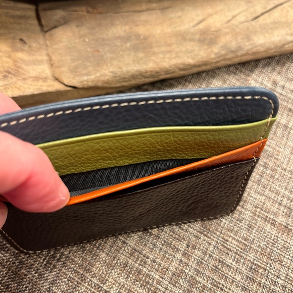 5098-ATT Minimalistic Leather Layer Embossed MultiColors Card & Bill Holder New - Picture 8 of 9